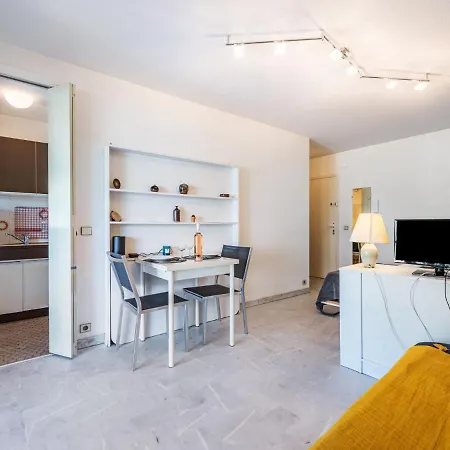Le Mercure By Interhome Apartment